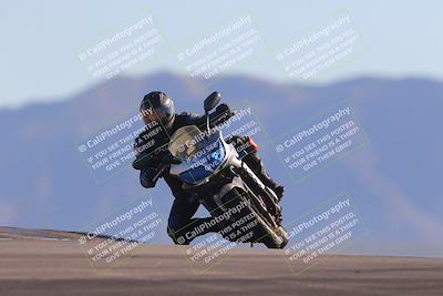 media/Nov-06-2023-Moto Forza (Mon) [[ce023d0744]]/3-Intermediate Group/Session 5 (Turn 9)/